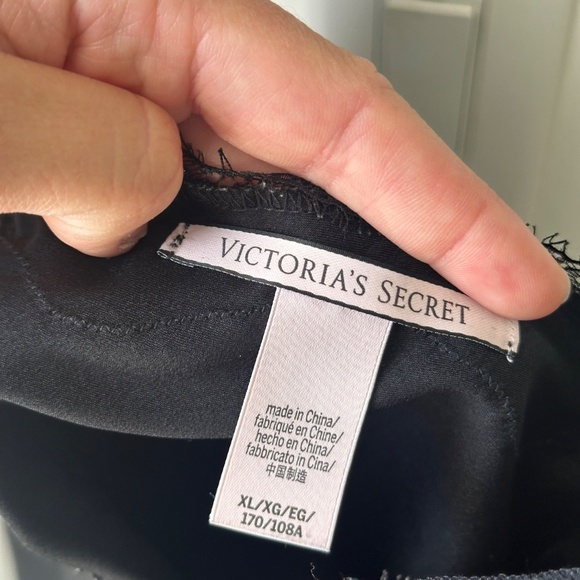 Victoria's Secret XL Lace Black Tank Top Women - Picture 6 of 6